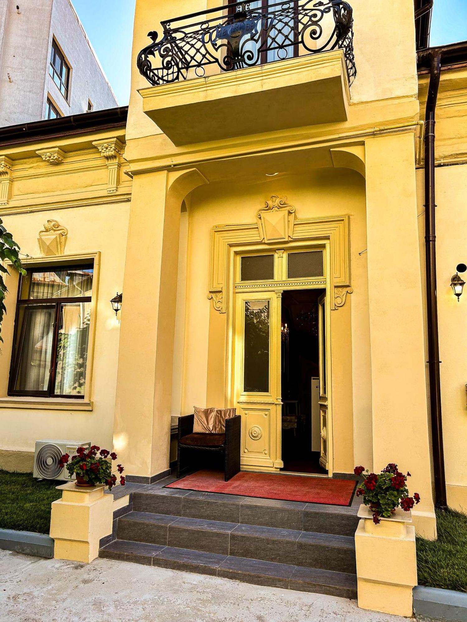 Hotel Boutique Casa Vermont บูคาเรสต์ ภายนอก รูปภาพ