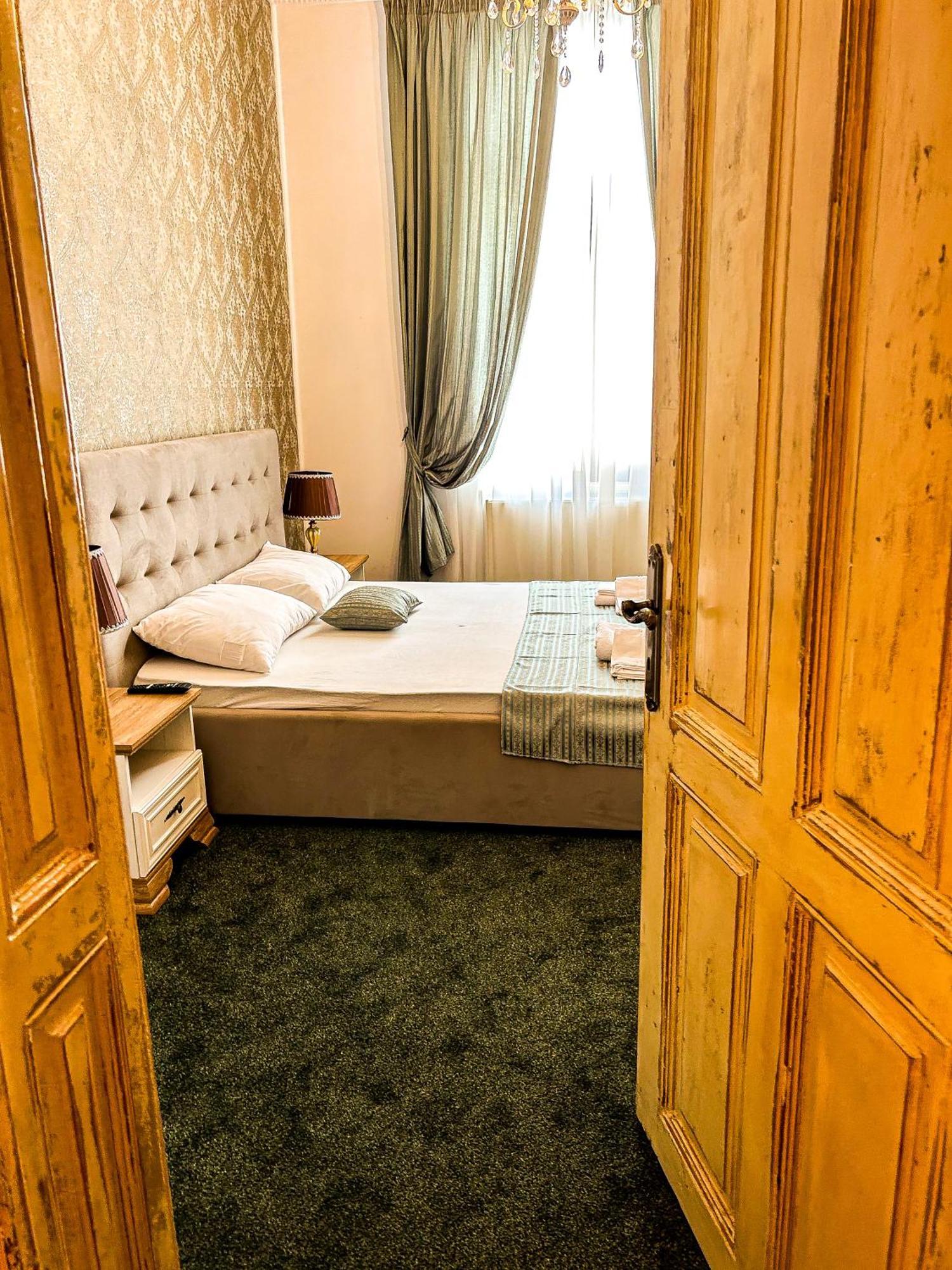 Hotel Boutique Casa Vermont บูคาเรสต์ ภายนอก รูปภาพ