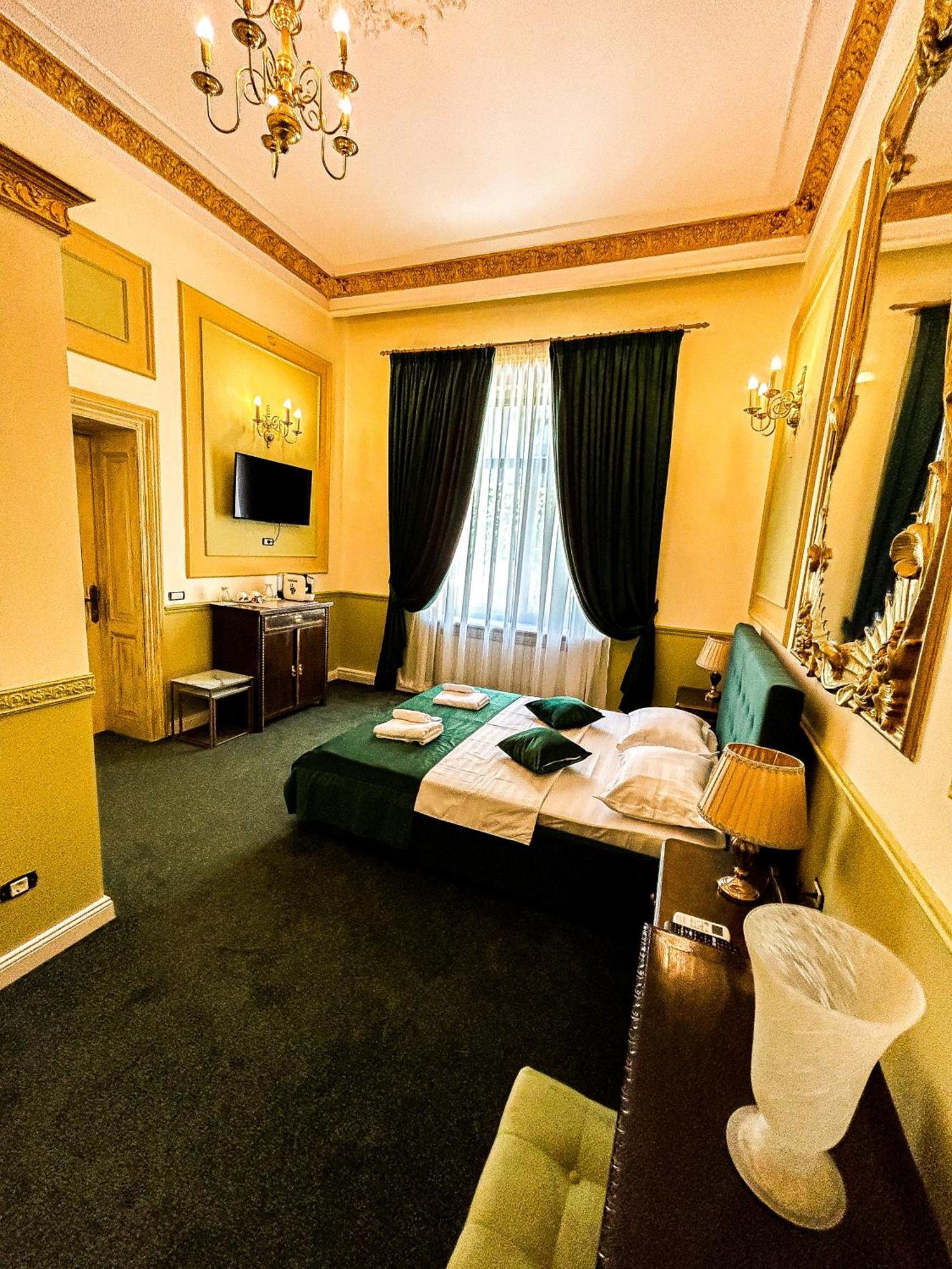 Hotel Boutique Casa Vermont บูคาเรสต์ ภายนอก รูปภาพ