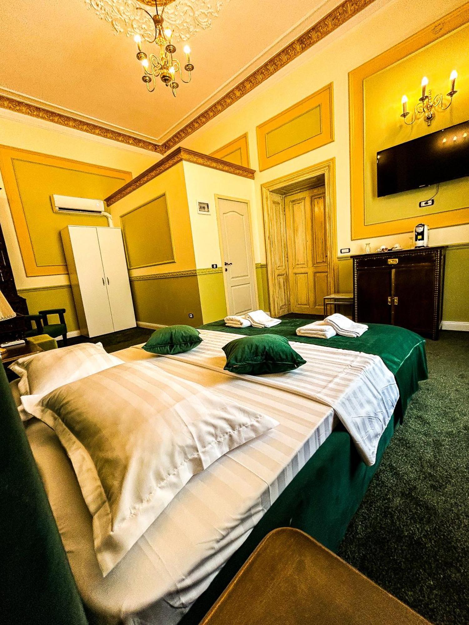 Hotel Boutique Casa Vermont บูคาเรสต์ ภายนอก รูปภาพ