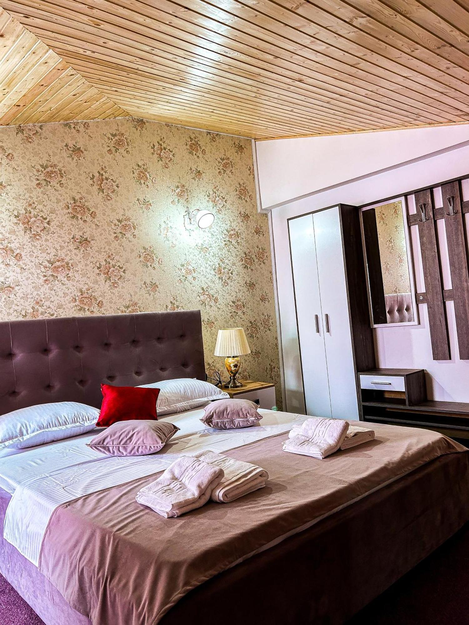 Hotel Boutique Casa Vermont บูคาเรสต์ ภายนอก รูปภาพ