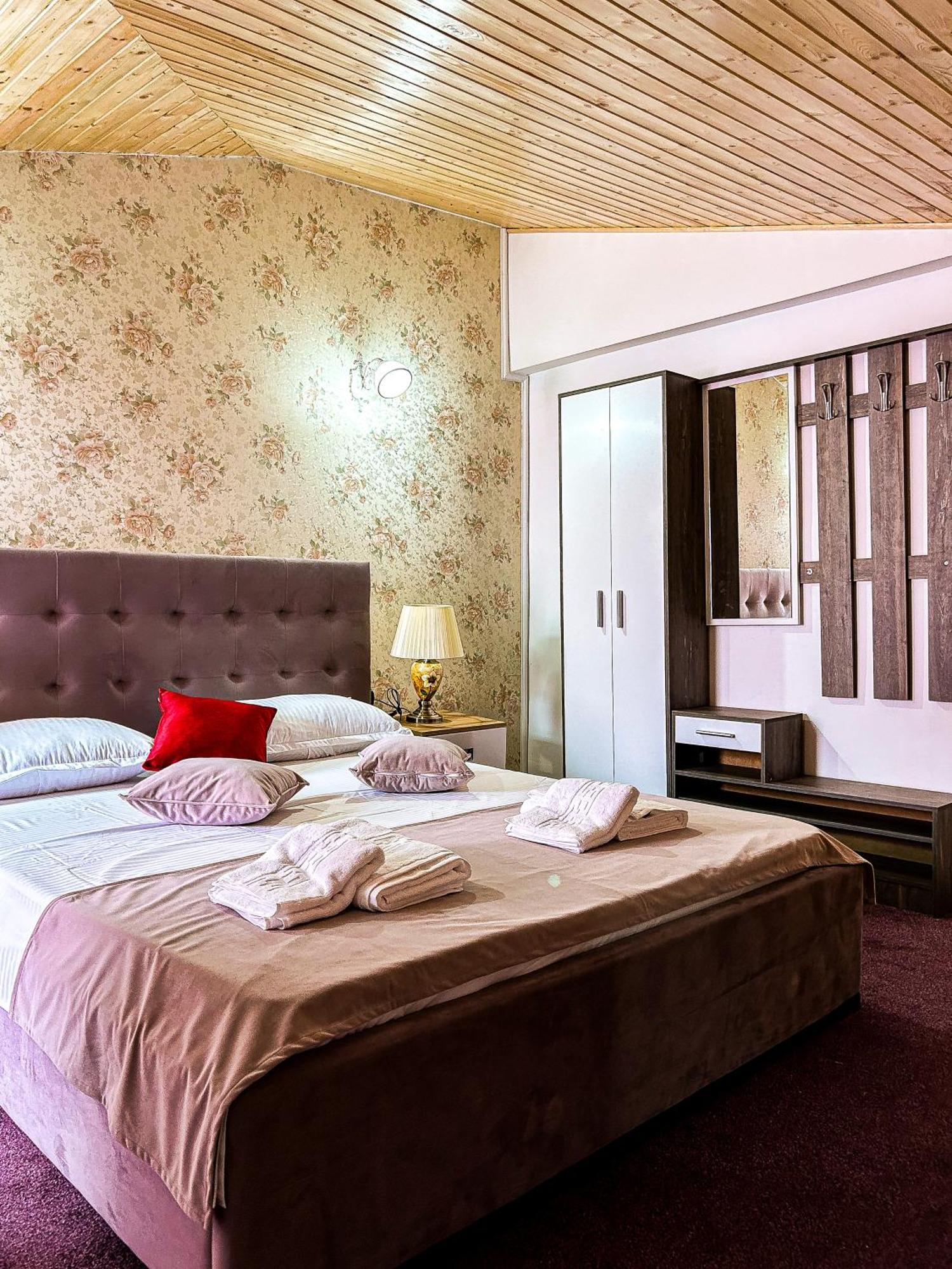 Hotel Boutique Casa Vermont บูคาเรสต์ ภายนอก รูปภาพ