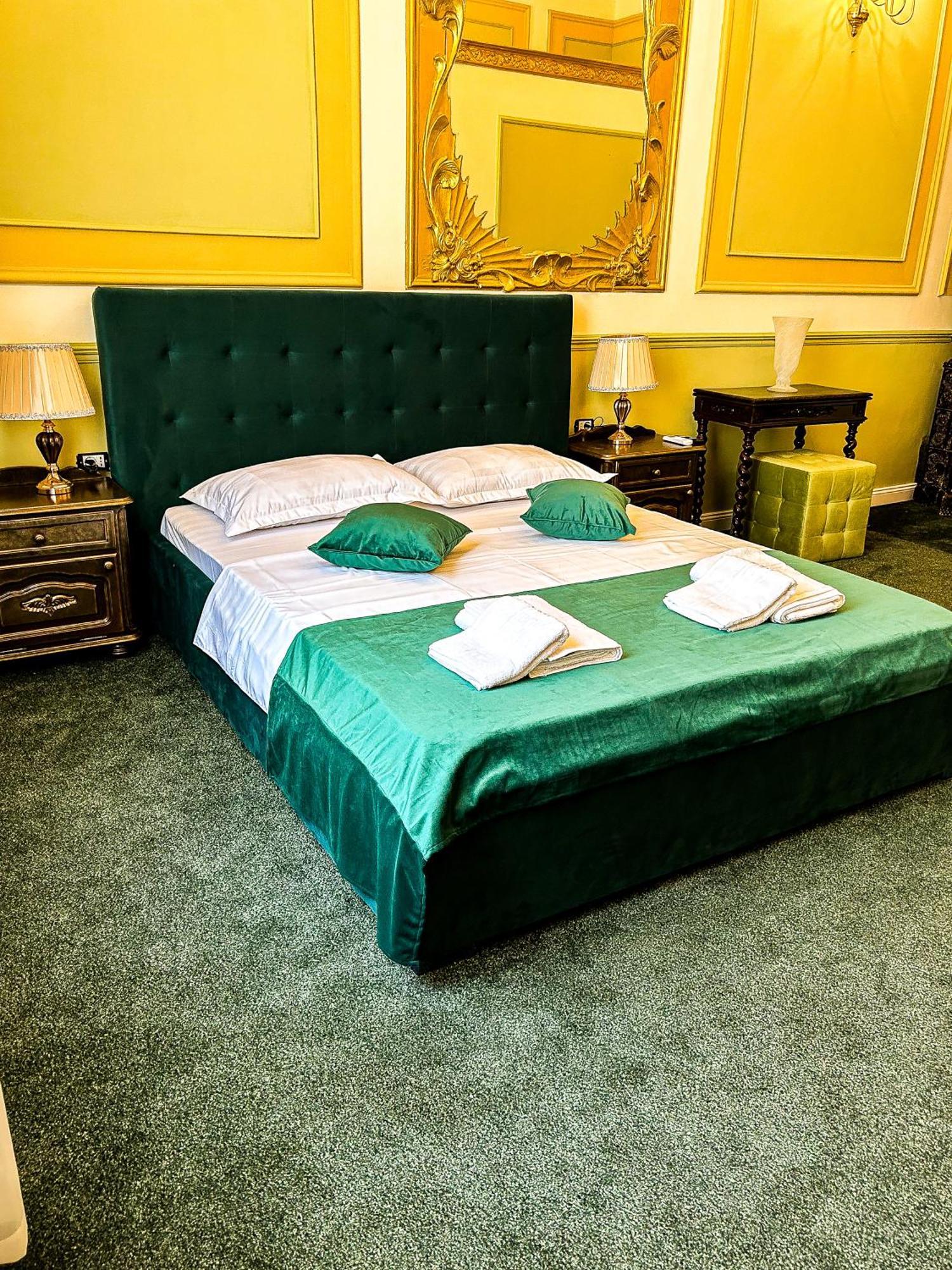 Hotel Boutique Casa Vermont บูคาเรสต์ ภายนอก รูปภาพ